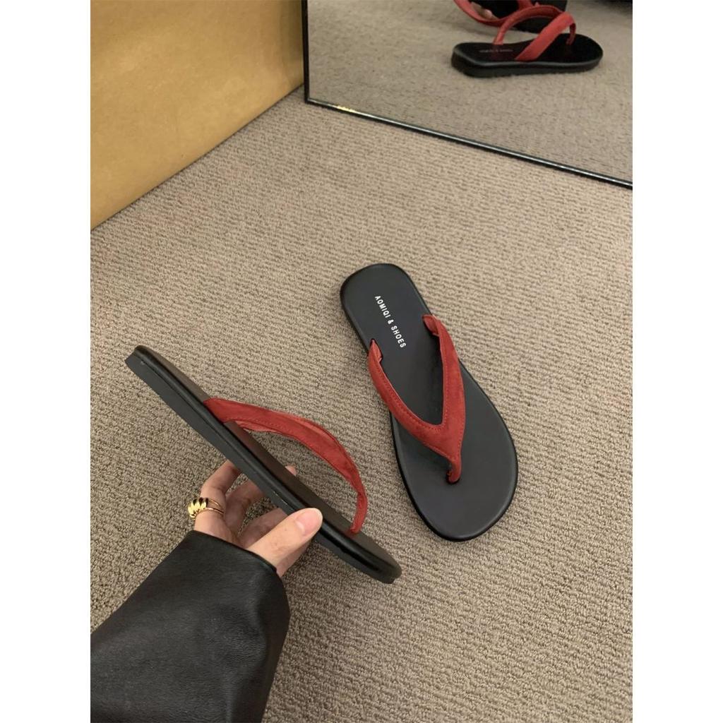 Flat-bottomed flip-flops shoes women's shoes 2025 summer wear beach French small sandals soft-soled toe sandals