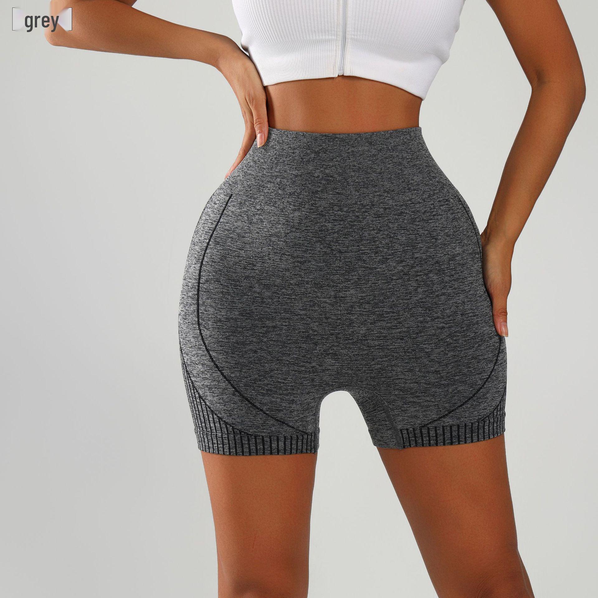 

Seamless High-Waisted Quick-Dry Yoga Shorts - Peach Lift, Slim-Fit, Three-Quarter Length Medium сірий колір