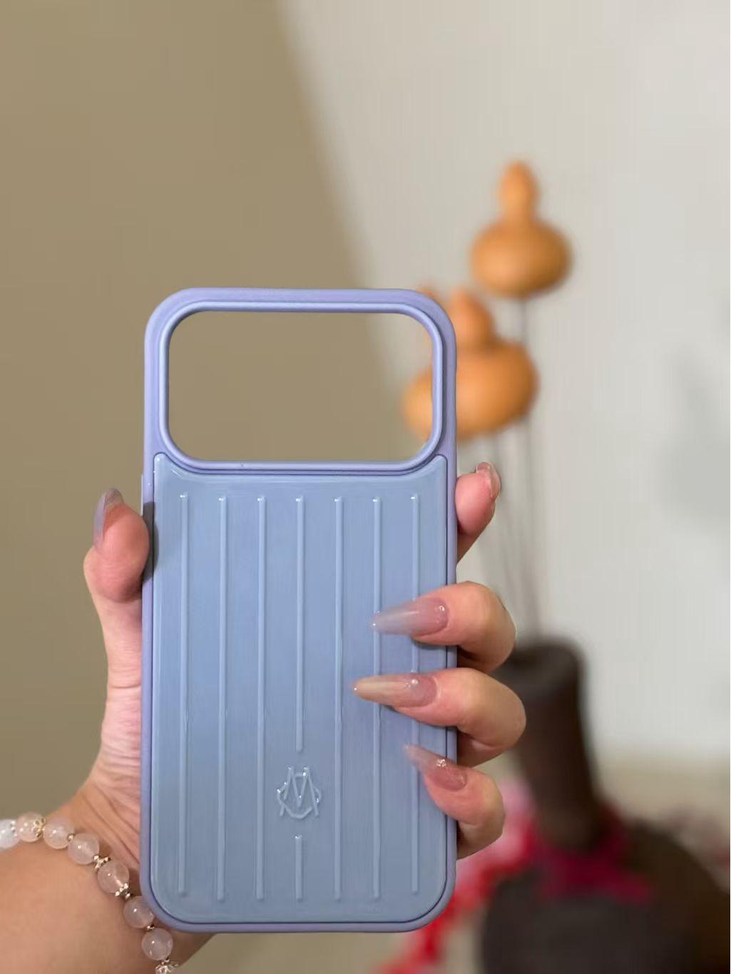 

Алюминиево-магниевый защитный чехол для iPhone 17 Pro Max iPhone 17 Pro