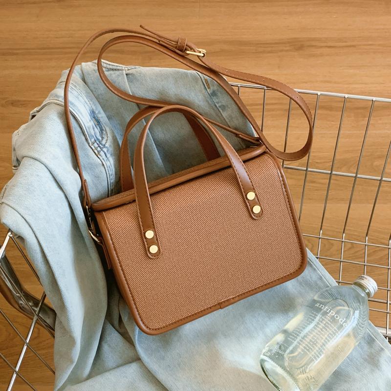 

Сумки в форме квадратной коробки для женщин, большая вместимость, сумка-мессенджер через плечо, дизайнерские сумки с верхней ручкой, роскошь 22.5x16x10cm коричневый