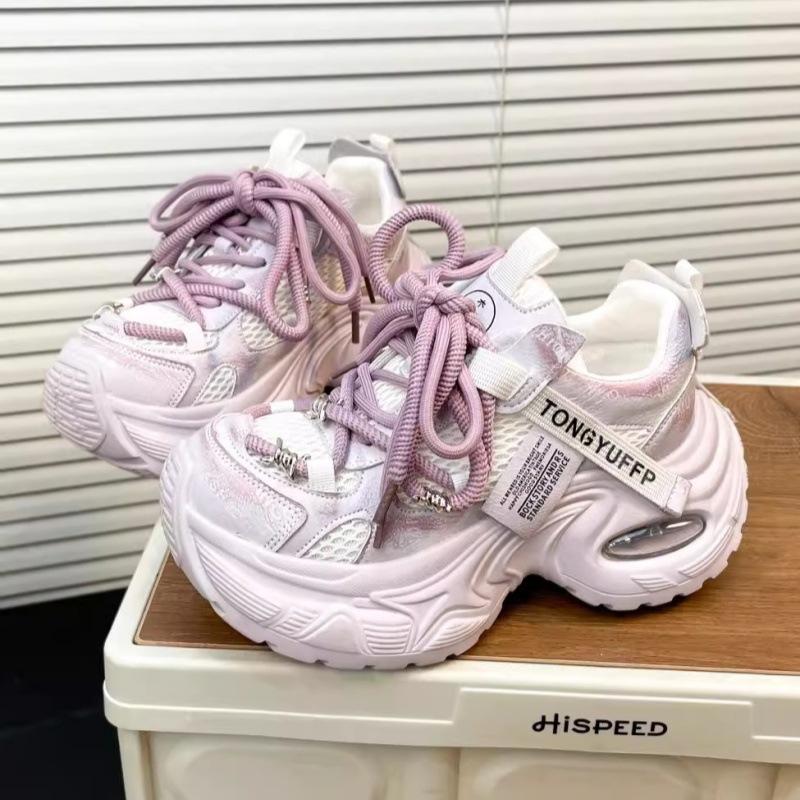 Korean version of thick-soled heightening dad shoes for women 2025 spring and summer new mesh breathable small casual versatile sports shoes