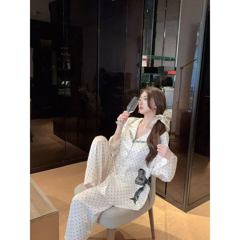 Pajamas women's ice silk autumn and winter new polka dot long-sleeved lace high-end bow loungewear set can be worn outside