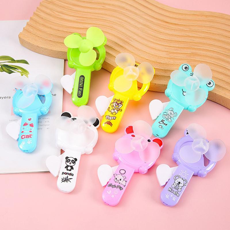 2-8 Stück Mini-Handventilator Cartoon Handheld-Ventilatoren Zufälliger Stil Tragbarer Handdruck Bunter Ventilator Geeignet für Schulklassenpreise ZYF