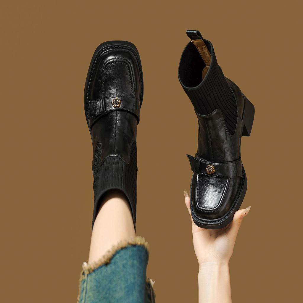 Soft leather round head huge comfortable knitted socks and boots women's 2025 new thick-soled versatile short boots plus autumn and winter velvet