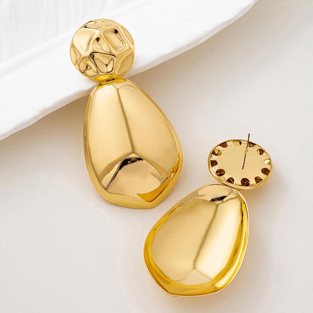 New Arrival: European & American Style Metal Geometric Earrings with Exaggerated, Fashionable Design for Women