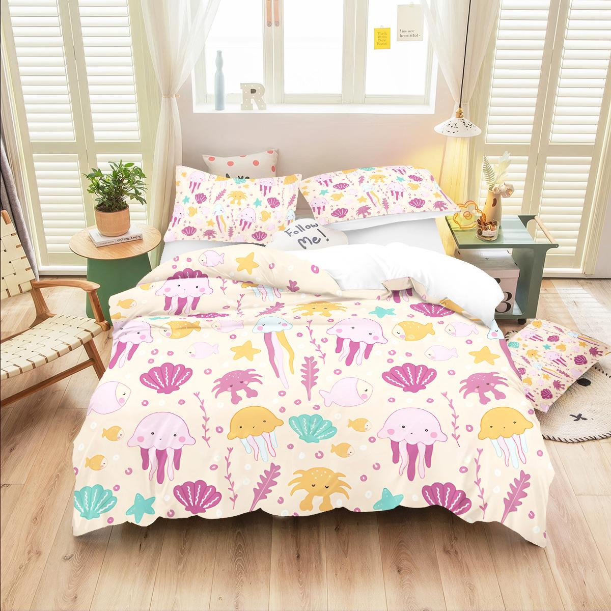 

3 предмета Розовый комплект постельного белья с принтом медуз Без наполнителя Мягкий и удобный Разные размеры Машинная стирка 1 пододеяльник+2 наволочки 135x200cm-EU-Single&set