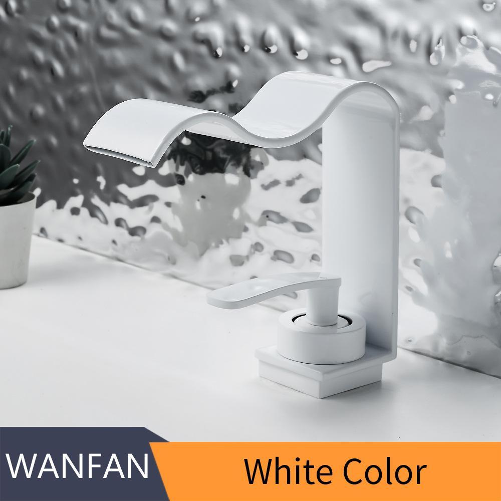 

Luxury Brushed Gold Bathroom Sink Faucet Deck Mounted Hot Cold Brass Mixer Waterfall Basin Faucets Lavatory Washbasin Water Tap