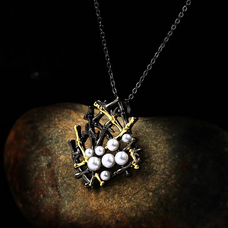 Exquisite   Geometric Cross Black Gold Pendant with Pearl Necklace Clavicle Chain High Jewelry Wedding Accessories