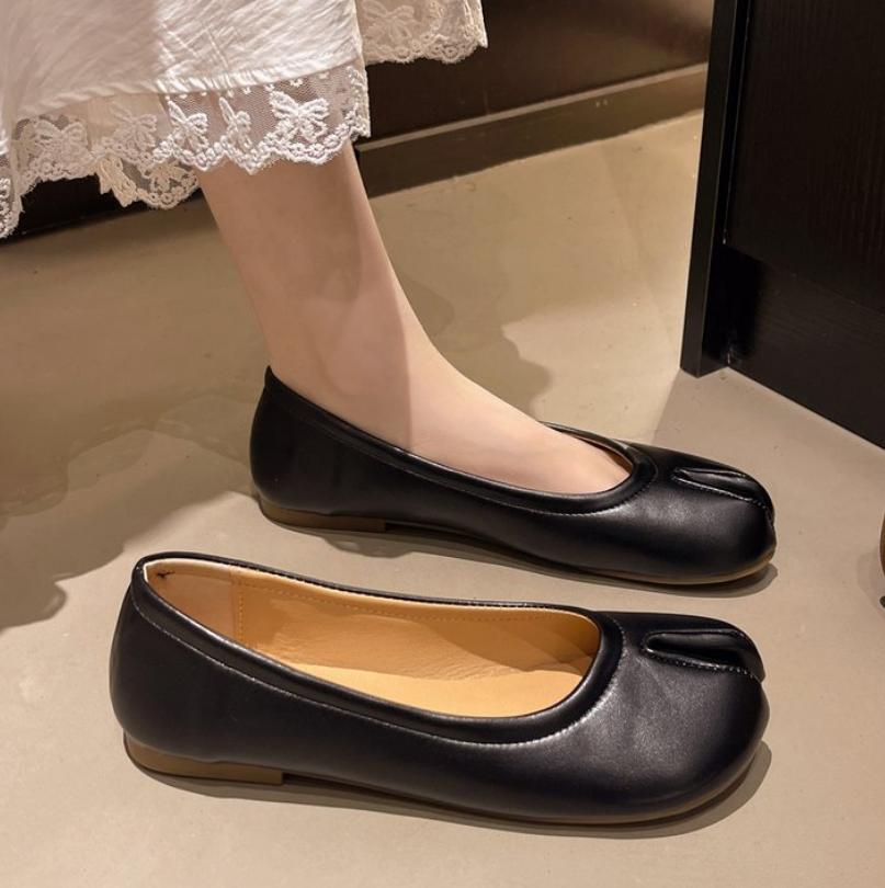 Fashion Tabi Ninja Shoes Woman Microfiber Leather Comfy Flats Split Toe Slippers Soft Bottom Loafers Brief Ladies Trotter Moccasins 2025