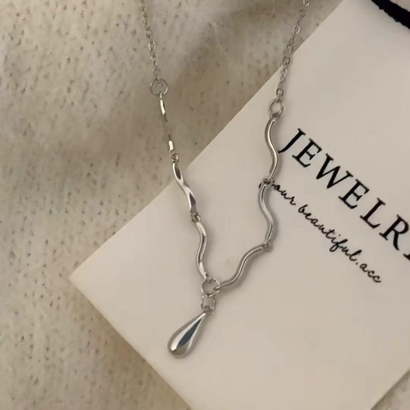 Silver Water Drop Wave Necklace Light Luxury Niche Sweet Cool Wind Women Light Luxury High-end New Collarbone Chain