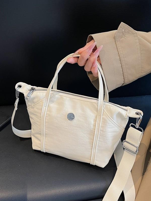 Classic Nylon Tote Bag For Women With Zipper Closure For Daily Use