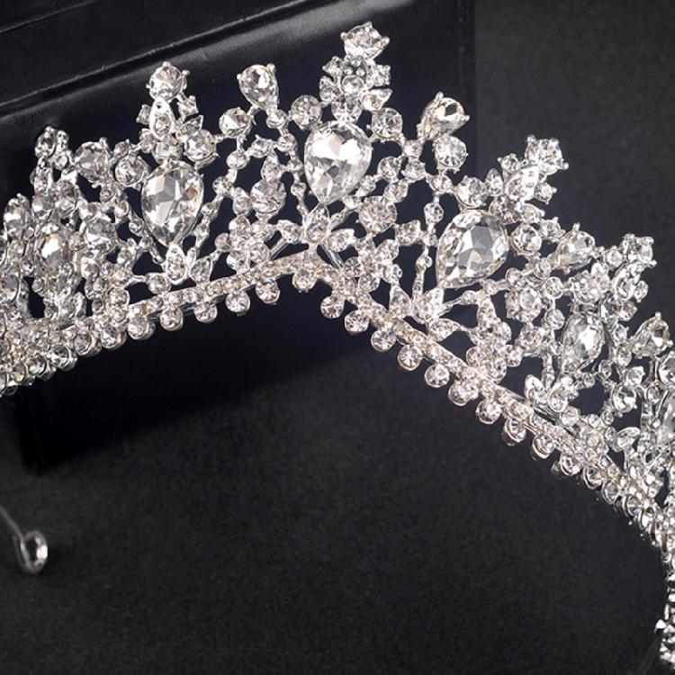 Sophisticated Wedding Jewelry Ensembles with Clear Rhinestones Necklace and Stylish Earrings Fashion Accessory