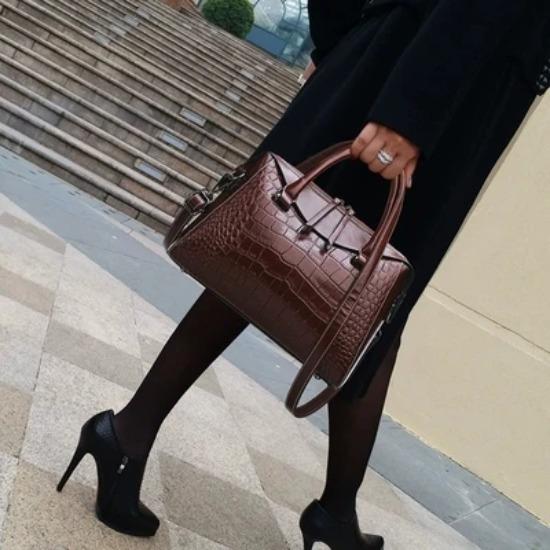 New  Fashion Women's Tote Bag with a Pillow High-quality PU Bag