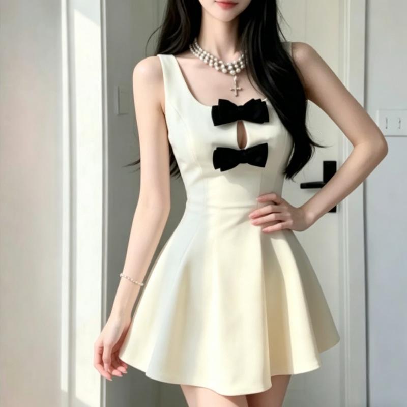Korean Princess Style Hollow Bow Suspender Dress Women's Small Man Beautiful Waist Fluffy Short Skirt Summer