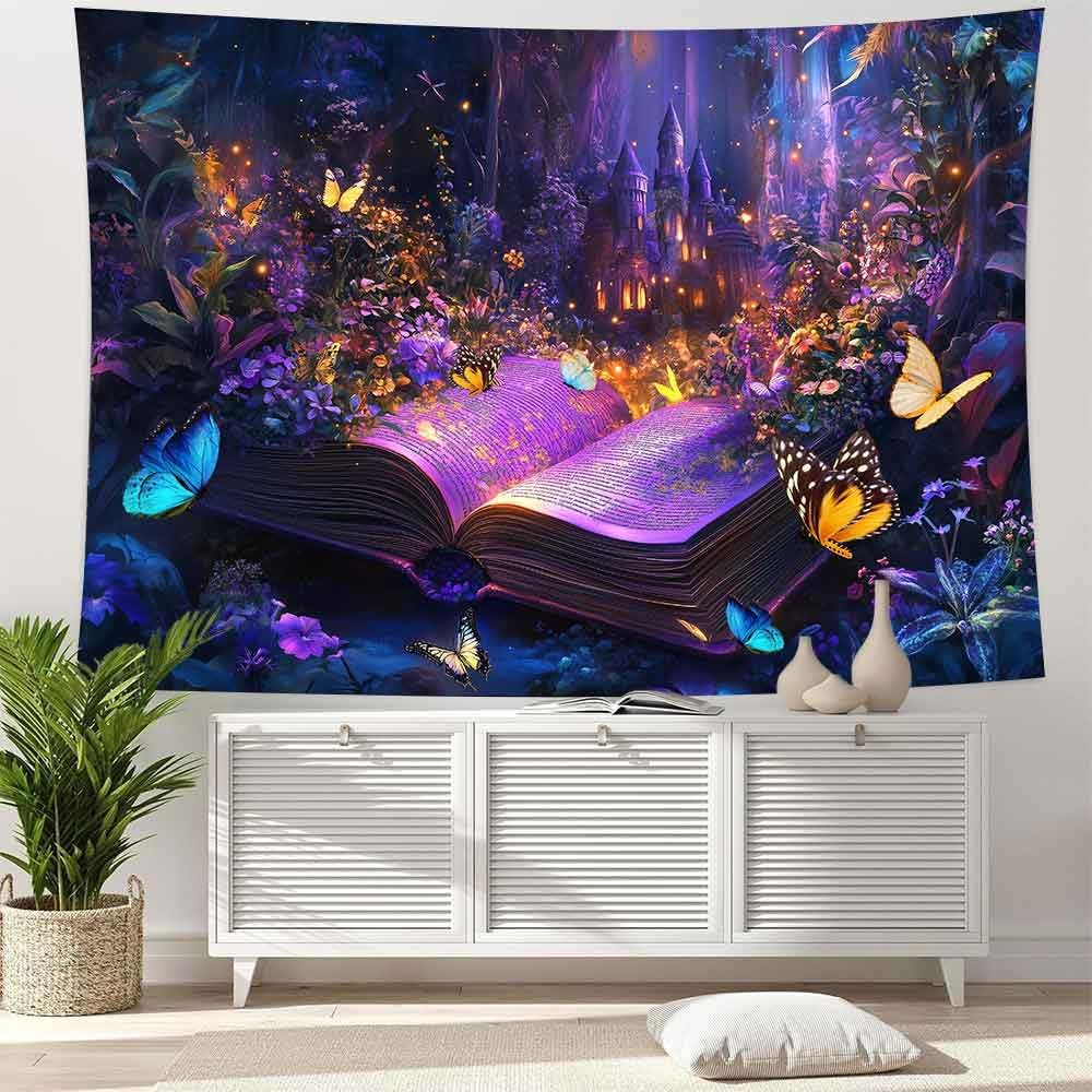 Arazzo Libro Aperto Fantasy, Stampa HD con Castello Magico, Farfalle e Fiori in Foresta Viola Scuro, Decorazione da Parete per Camera da Letto