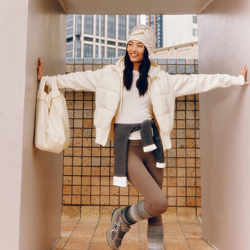 Ailaiyi Women's Lightweight Hooded Down Jacket