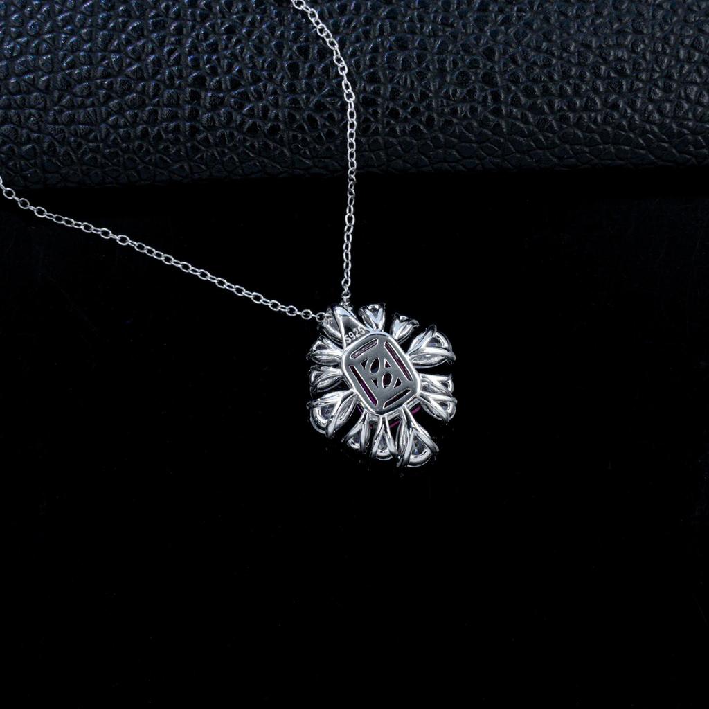 S925 Sterling Silver Pink Sapphire Flower Necklace for Women - Elegant Jewelry for Dating, Commuting, and Festivals