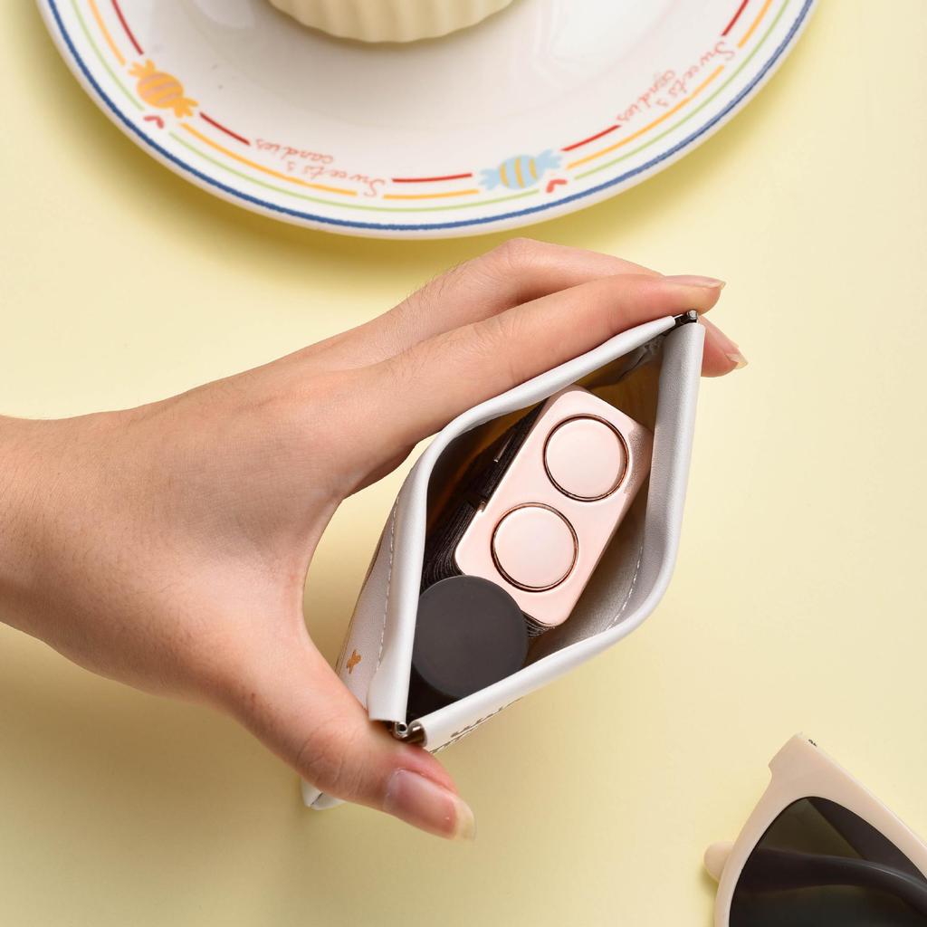 Chic Snap Closure Makeup Bag: Compact Lipstick Organizer & Earphone Pouch