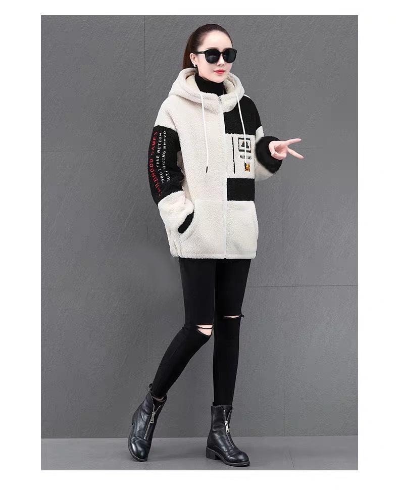 Women's 2023 Winter Korean-Style Lambswool Coat: Loose, Fleece-Lined, Thickened Cardigan Sweatshirt.