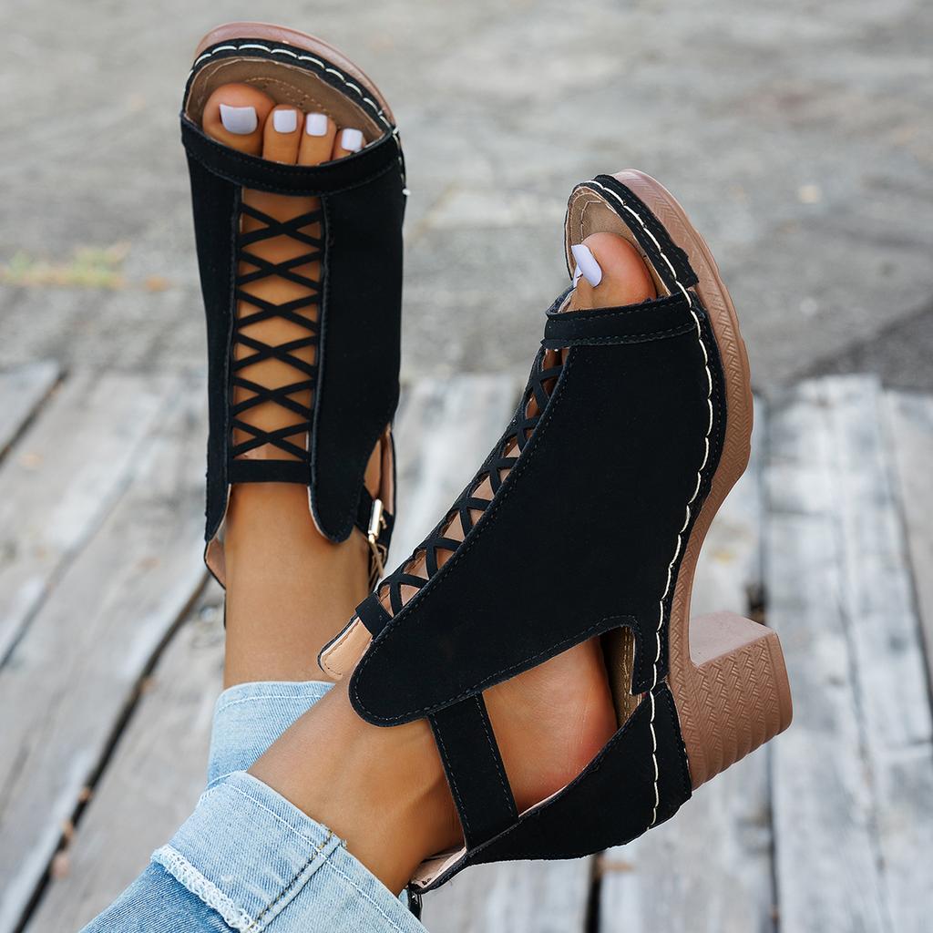 2025 New Women Chunky Heeled Sandals Outdoor High Heels Sandals Retro Peep Toe Cut-out Buckle Strap Shoes Women Zapatos De Mujer