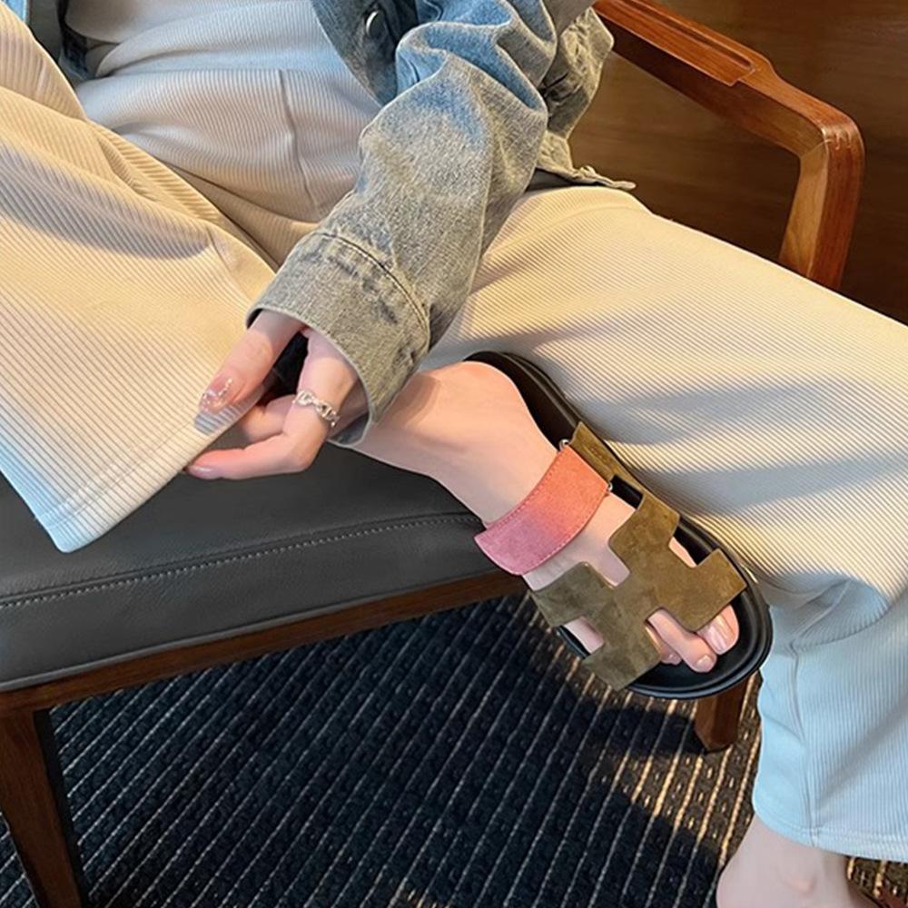 Uncle's house has the same spot second uncle slippers for women in the summer of 2025, new fashionable thick-soled outer wear Velcro sandals for women