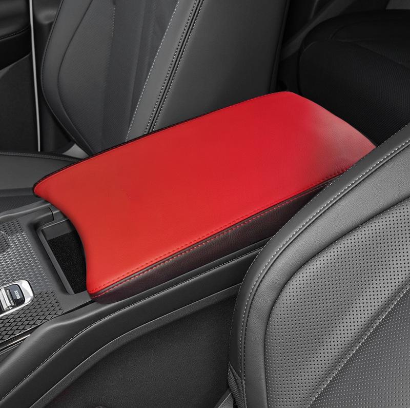 

Hongqi HS3 Armrest Cover: Center Console Leather Protector & Interior Mod Upgrade
