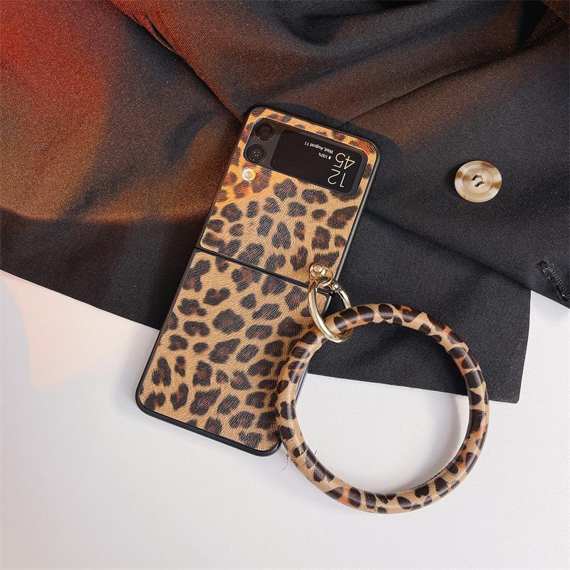 Applicable to Samsung ZFlip4 leopard print mobile phone case zflip5 portable ring zflip6 folding hard case protective case