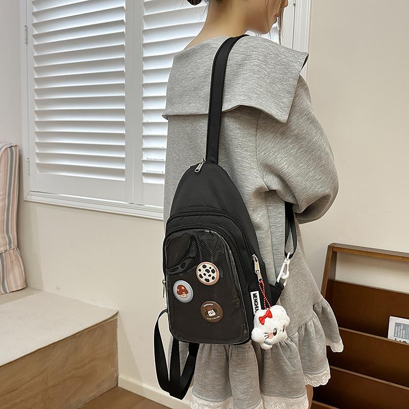

Japanese and Korean ins girls new badge breast bag spring and summer new large-capacity daily shoulder bag чорний