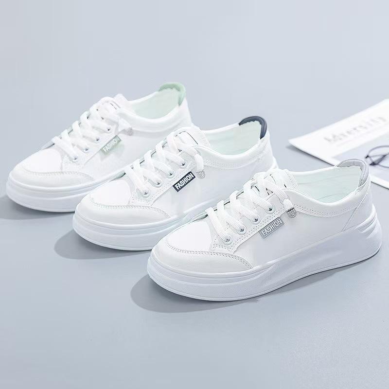Little White Shoes Women's 2025 New Spring and Autumn Platform Korean Version Versatile Fashion Niche Sports Explosive Casual Board Shoes Women