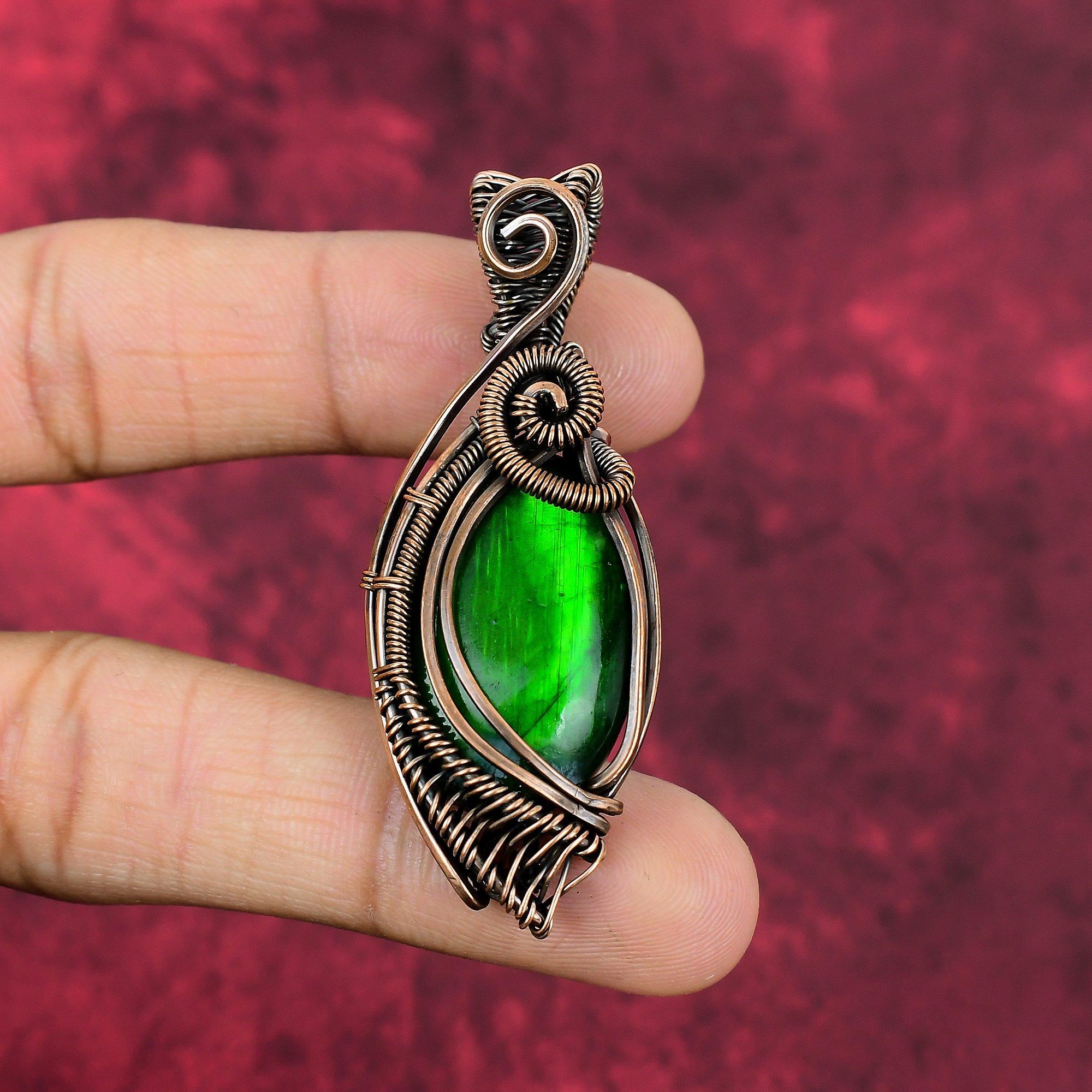 Green Fire Labradorite Pendant Copper Wire Wrapped Pendant Antique Pendant Handmade Copper Jewelry Natural Gemstone Pendant Gifts For Mother