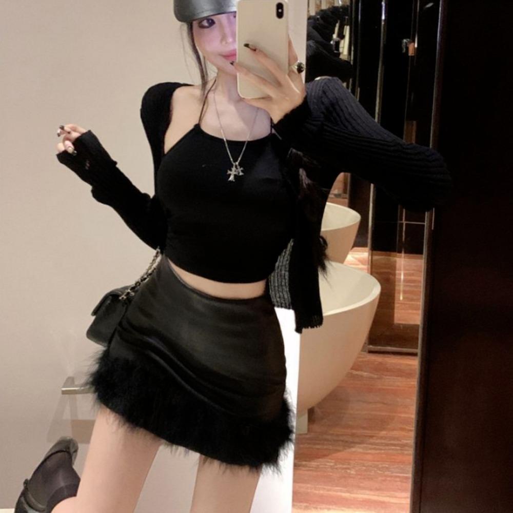 Všestranná černá odolná sukně pro ženy Nový styl pro podzim a zimu Vysoce kvalitní sukně s vysokým pasem obepínající boky Kožená sukně Prošívání kožešinou Krátká sukně
