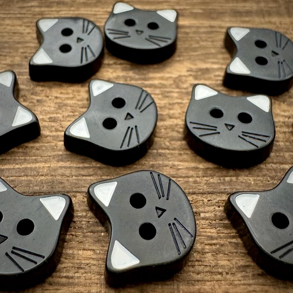 10/15pcs Cute Cartoon Cat Black & White Ears Resin Buttons Handmade Craft Accessories for Sewing,Knitting,and Crafting Projects