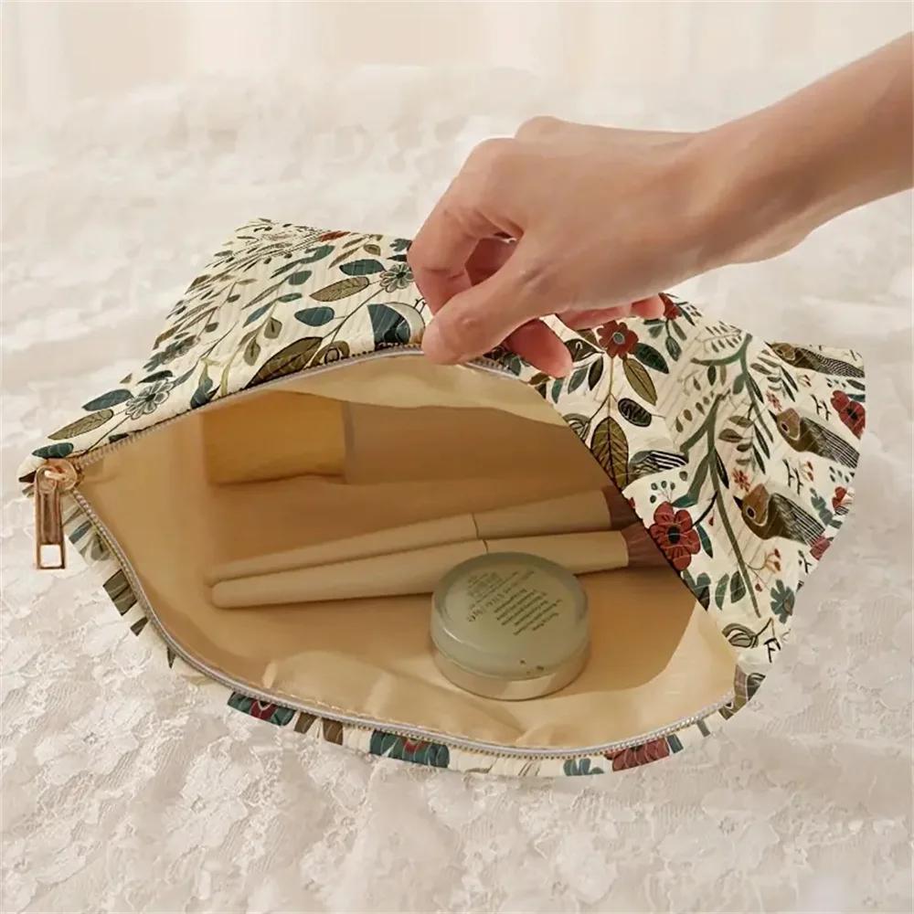 1pc Cosmetic Bags Branch Bird Pattern Women's Makeup Bag Corduroy Cosmetic Storage Bag Portable Commuting Travel Toiletry Bag