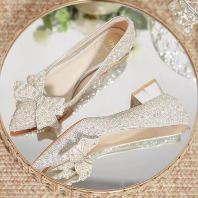 Fashion 2024 New Autumn Brand Designer High Heels Luxury Pearl Crystal Bowtie White Wedding Shoes Women Pumps Thin Heeled Party Shoes