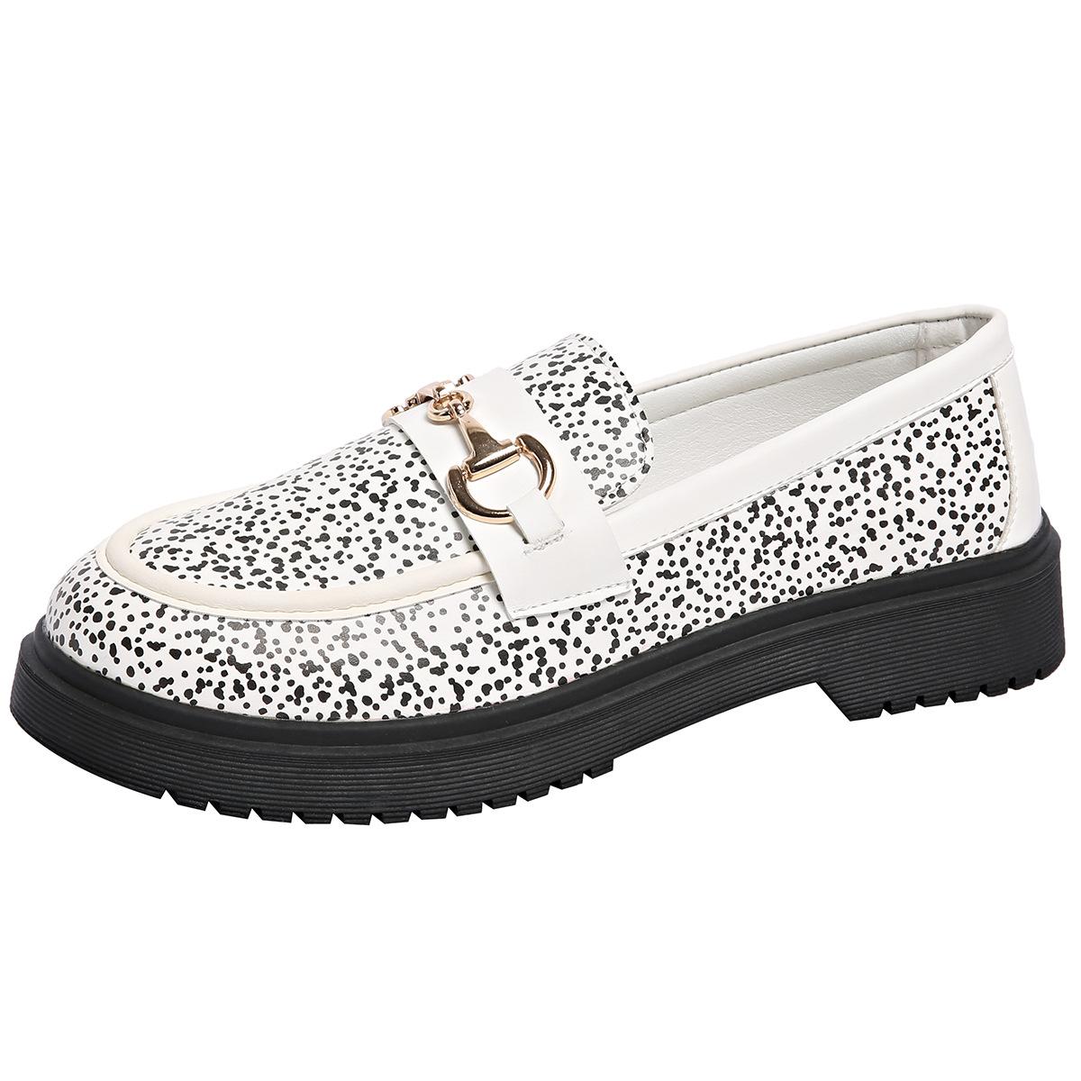 Осенние туфли на толстом каблуке, лоферы на низком ходу, женские туфли из маленькой кожи большого размера 36 белый