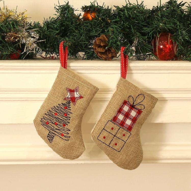 Lovely Christmas Stockings Ornament Candy Gift Bag Christmas Hanging Socks For Tree Fireplaces Holiday Decoration