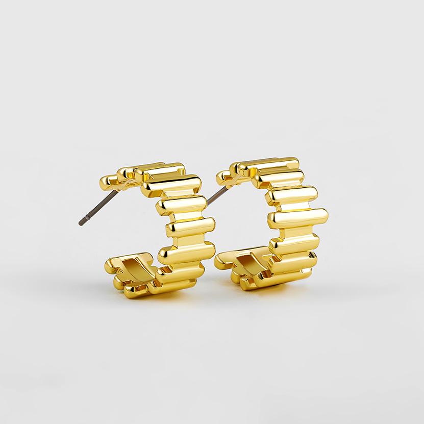 

Creative Metal Gold Plated Open Circle Earring Multi-layer Geometric C-shape Hoop Earrings for Women Vintage Classic Zircon