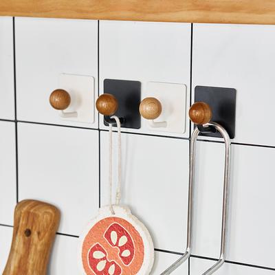 Spojovací materiál a háčky – Háčky