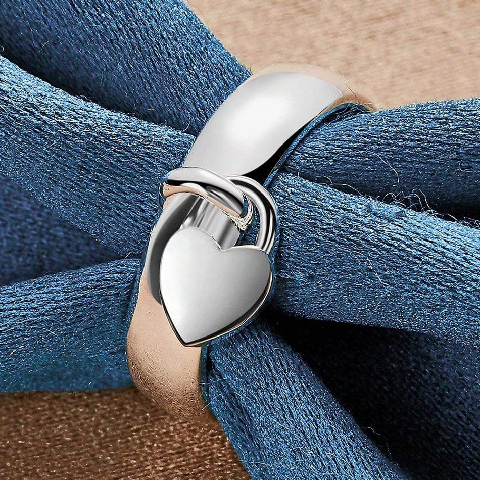 Simply & Classic Style, 925 Sterling Silvery Plated Ring with Heart Pendant Design for Ladies, Fashion Creative Accessory for Daily Wear & Vacation