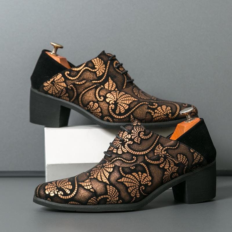 Herrenschuhe 2025 neue Mode Britische Herren Lederschuhe Koreanische Version Trend Friseur Lässige Kleine Lederschuhe Große Größe