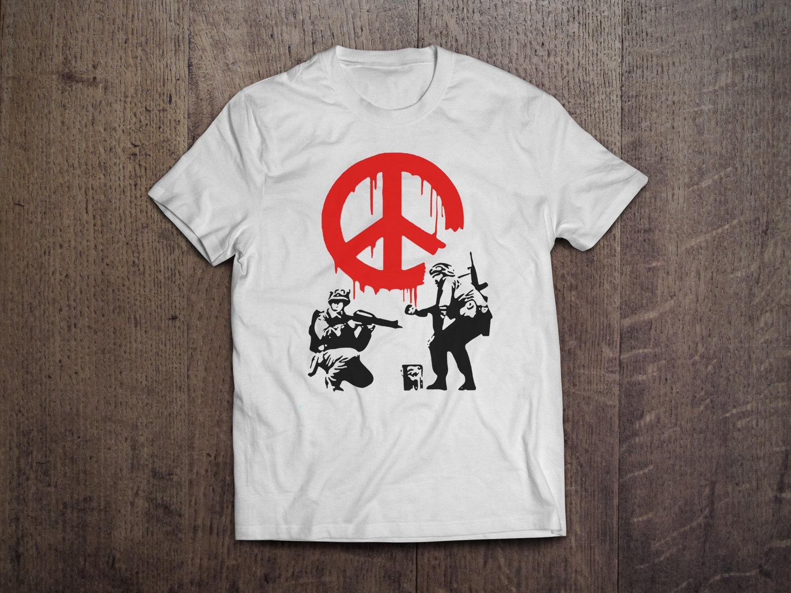 Banksy Soldiers Painting Peace Sign / Heavyweight cotton unisex T shirt with print tee top 2XL