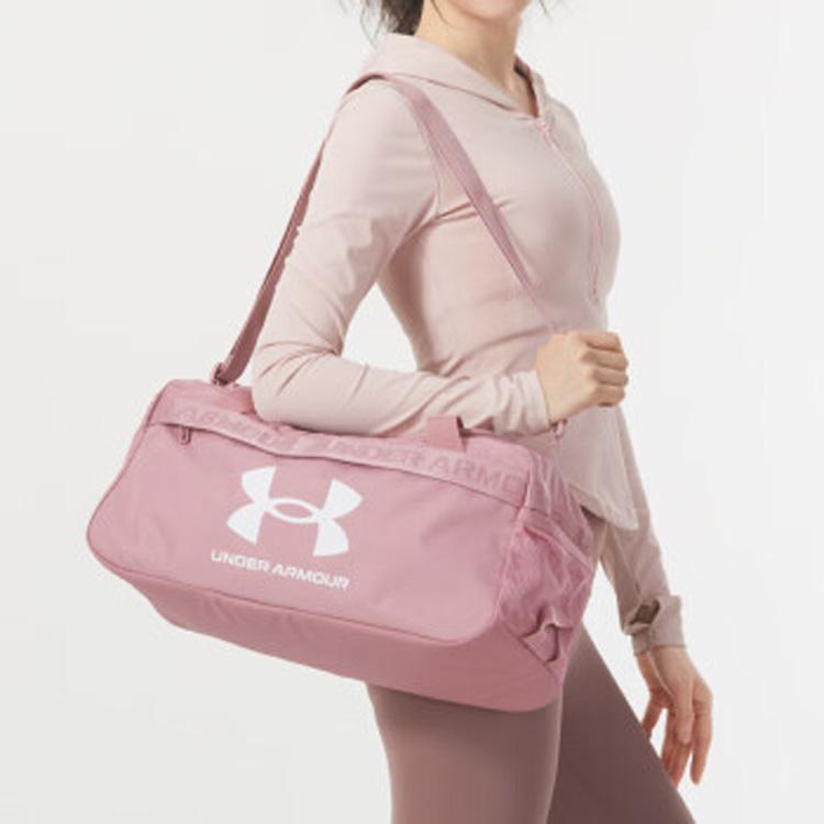 Under Armour 22L Polyester Travel Bag Unisex Serums Powder