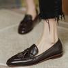 Retro Britischer Stil Quadratischer Kopf Damen Loafer Schuhe Sommer Neuer Stil Quaste Bequem Einzelne Schuhe Damen Braune Schuhe