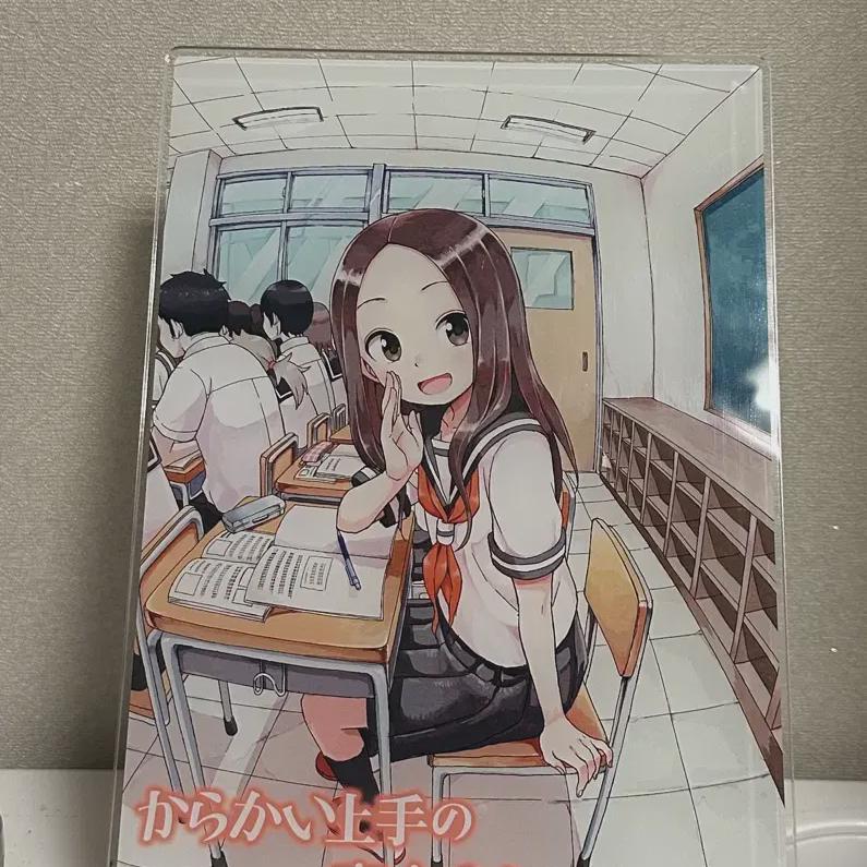 

Игривая акриловая подставка Takagiyang