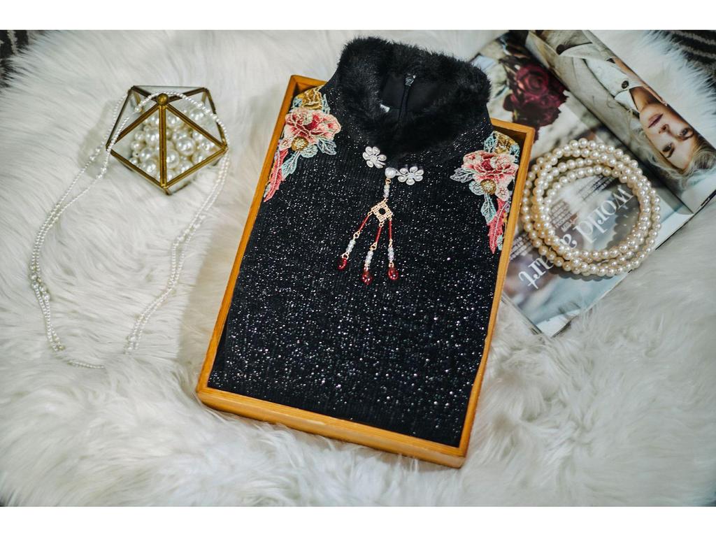 2024 Winter Elegantes Rotes Cheongsam Toastkleid: Bequeme, modische Brautmode im chinesischen Stil