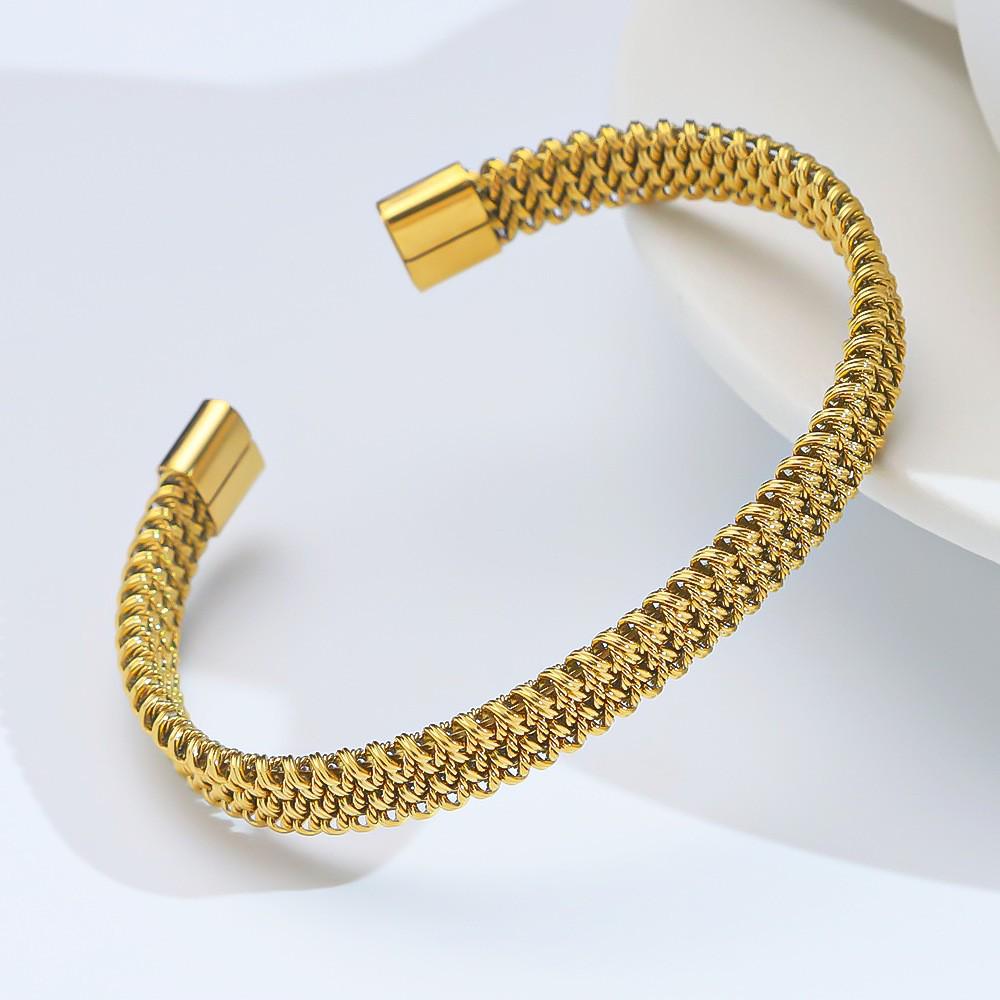 18K Gold Electroplated Stainless Steel C-shaped Bracelet for Men and Women