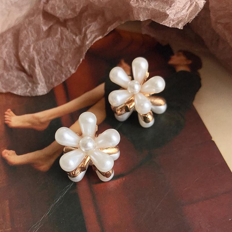 Korean Chic Round Pearl Flower Hair Pins Vintage Barrettes Hair Clips Set Crystal Metal Hair Accessories Hairgrip for Women