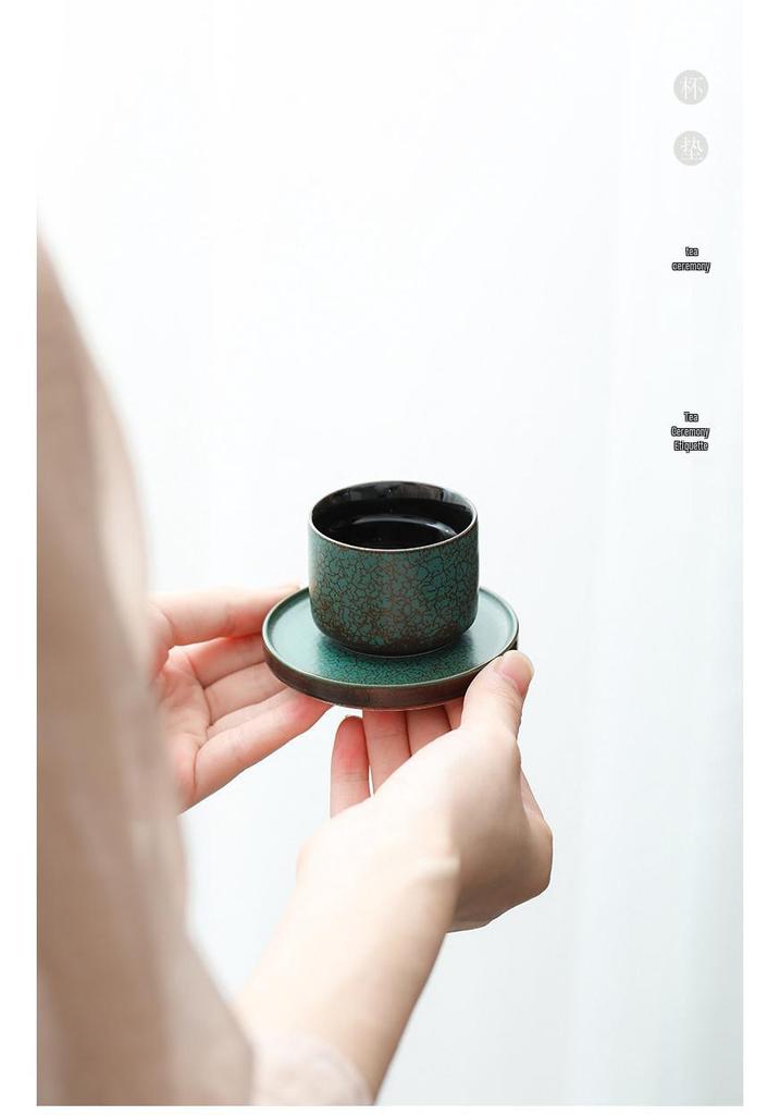 Peacock Green Glazed Ceramic Gongfu Teacup Saucer Coaster - Creative Heat-Insulating Pottery Mat for Tea Ceremony Accessories