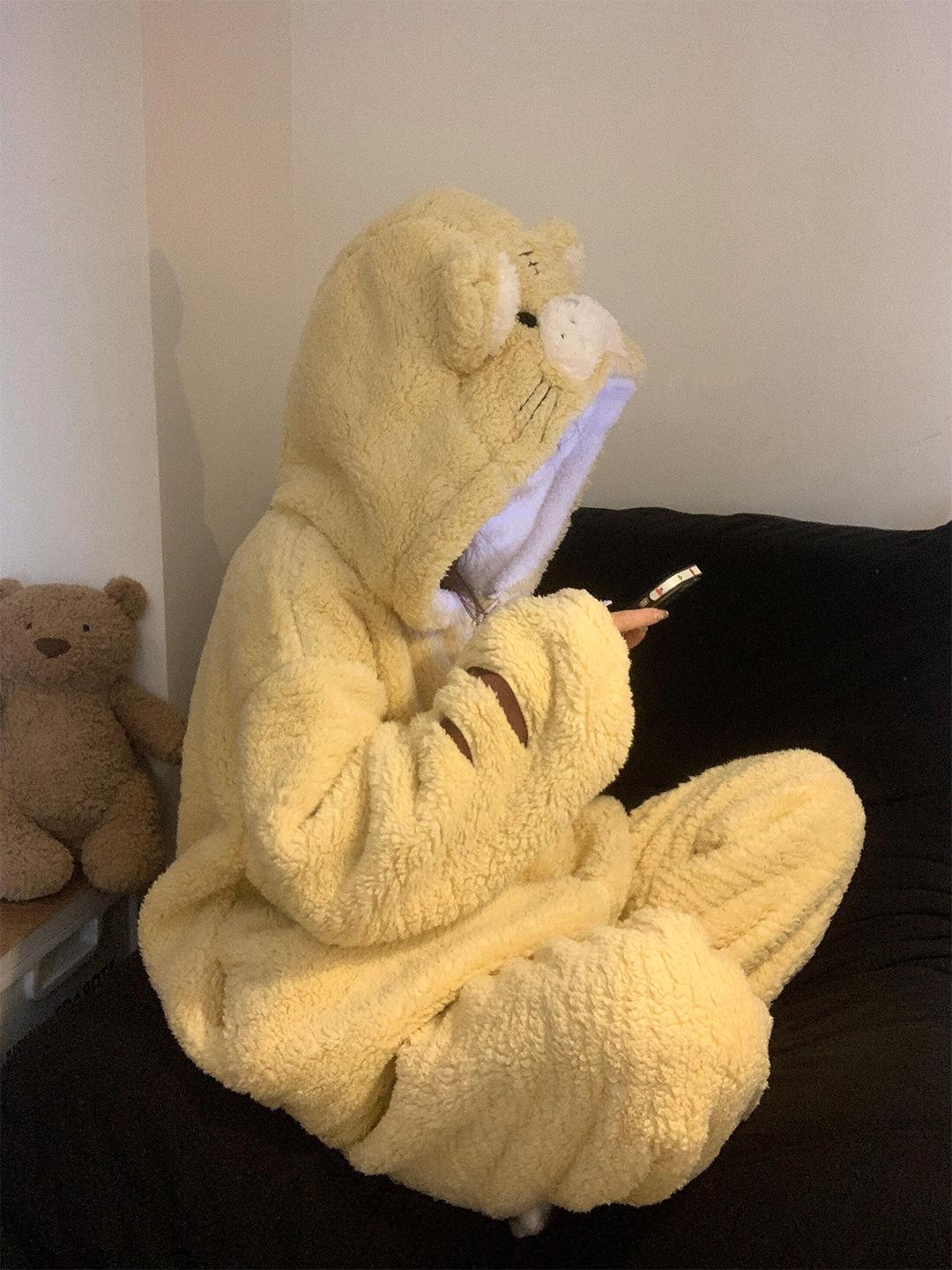 

Cute bear coral fleece hooded pajamas women s autumn and winter thickened fleece cartoon loungewear can be worn outside in stock M