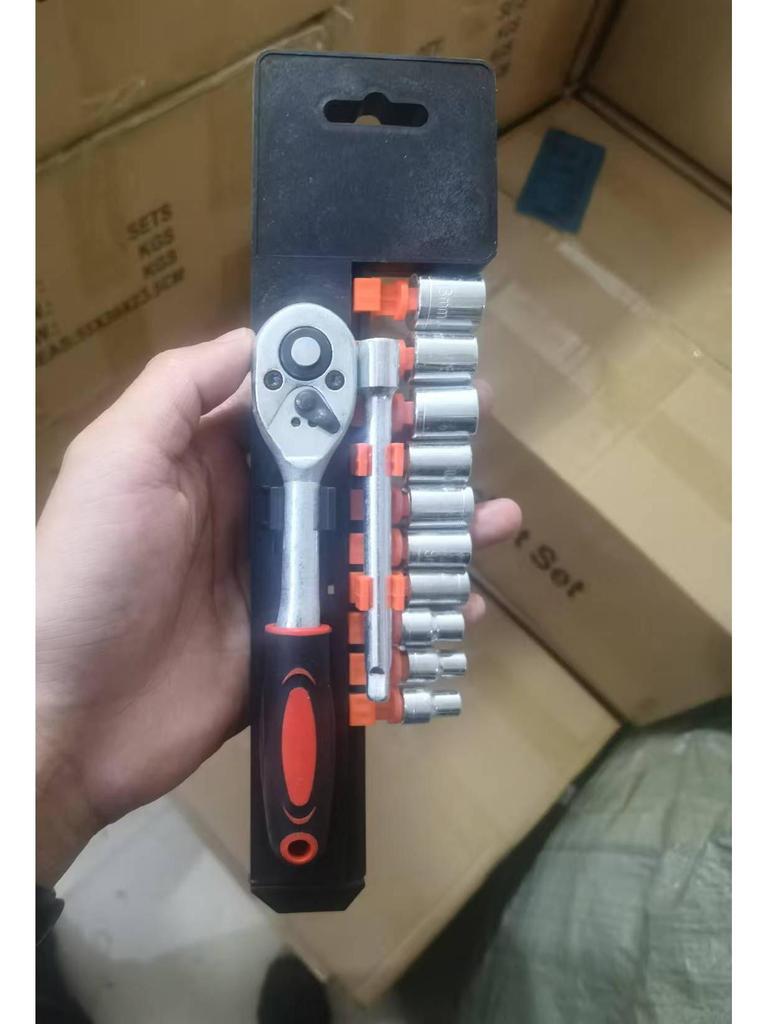 12-Piece Quick Release Ratchet Wrench & Socket Set for Auto Repair